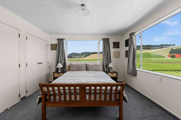 2/75 Harper Road Waimarama_11