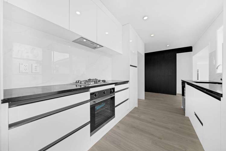 16 Heybridge Street Manurewa_3