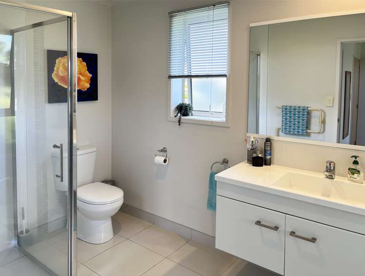 36 Plover Street One Tree Point_9