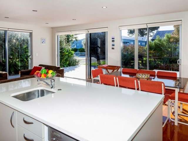 124 Sands Crescent Matarangi_2