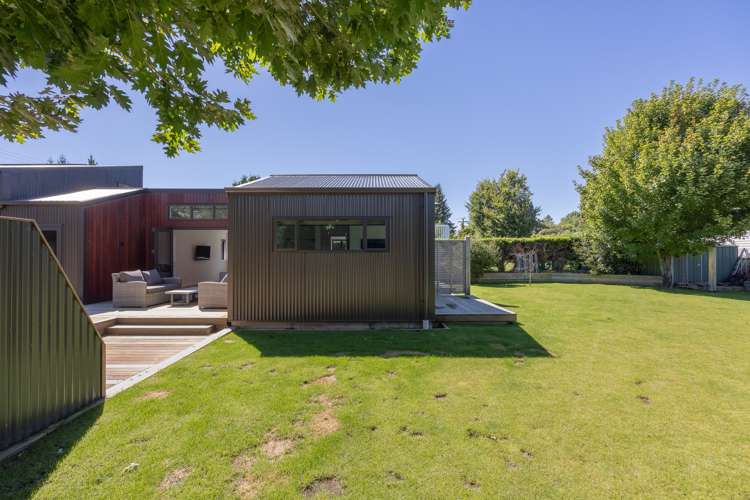 46 Kingston Street Albert Town_27