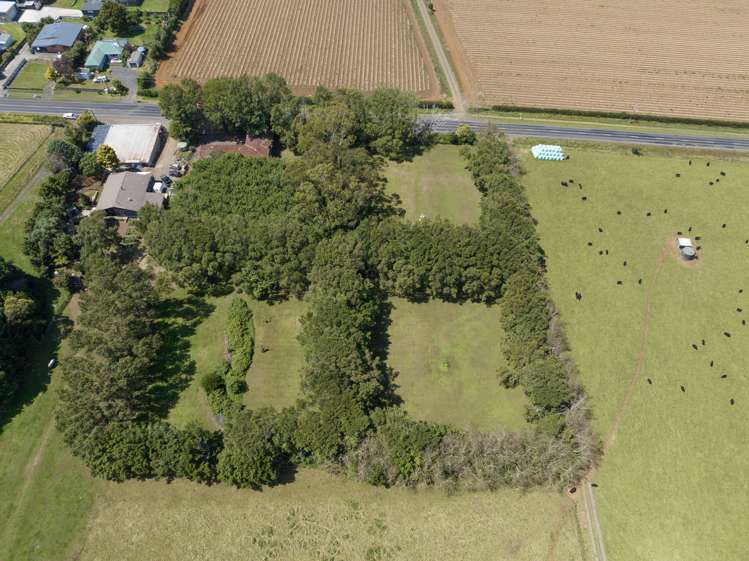 768 Highway 22 Pukekawa_14