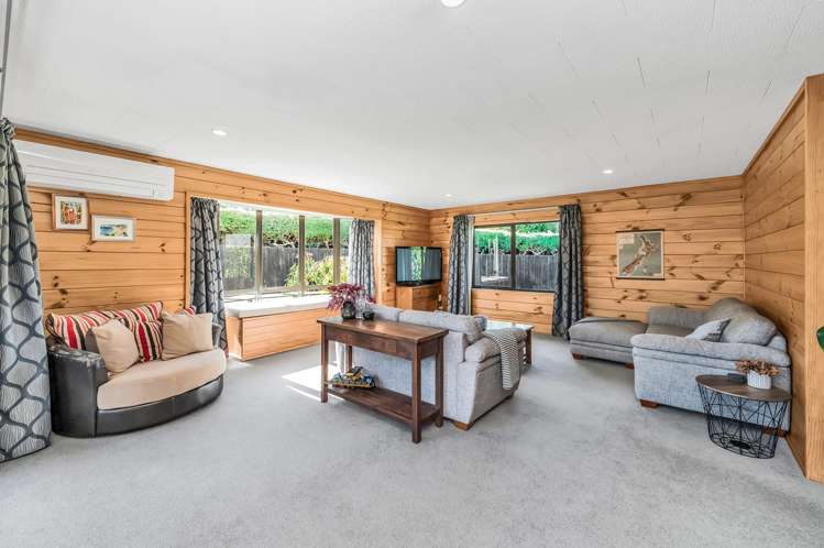 9 De Renzie Place Kirwee_4