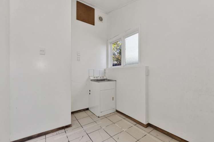 1/121 Geraldine Street Edgeware_16