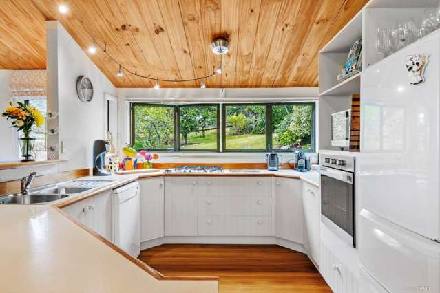 670 Monument Road Clevedon_2