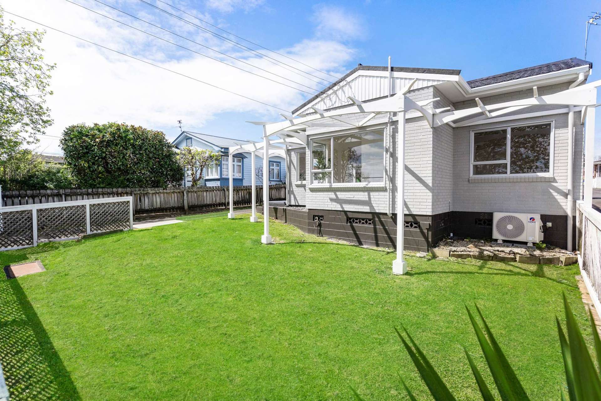 1/54 Seabrook Avenue New Lynn_0
