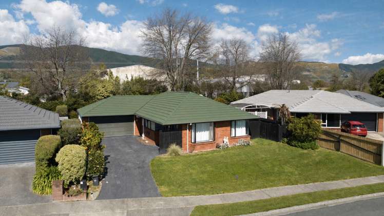 12 Wordsworth Place Stoke_0