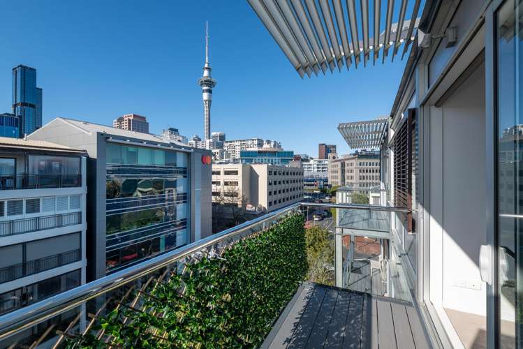 516/125 Customs Street West Auckland Central_14