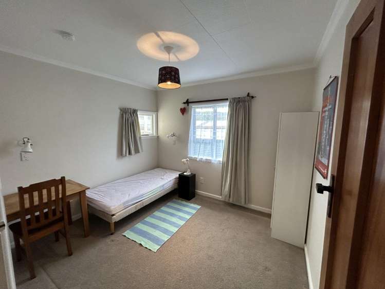 2/5 Joyce Cres 10446_10
