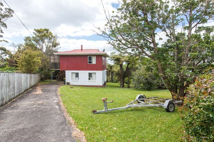 151 Howard Road Orere Point_6