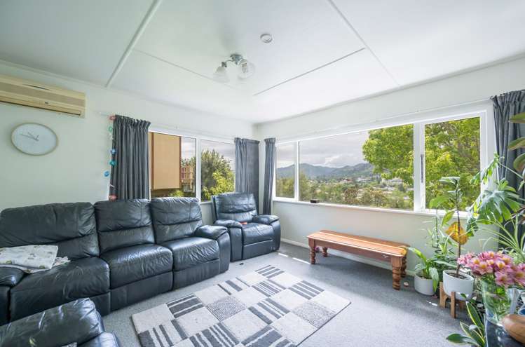 27 Jenner Road Toi Toi_6