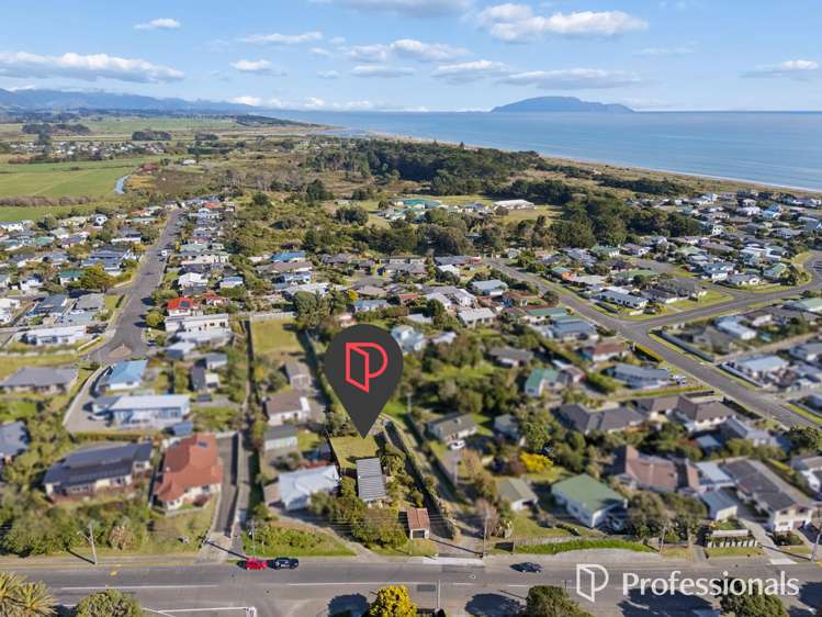 67 Tasman Road Otaki Beach_20