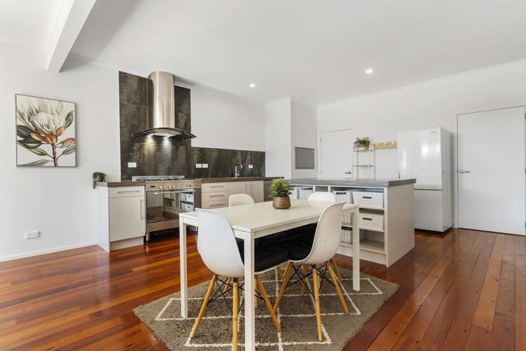 40 Columbia Crescent Beachlands_12