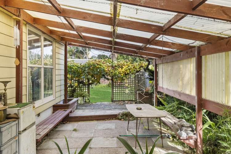 22 Brennan Avenue Te Atatu Peninsula_14