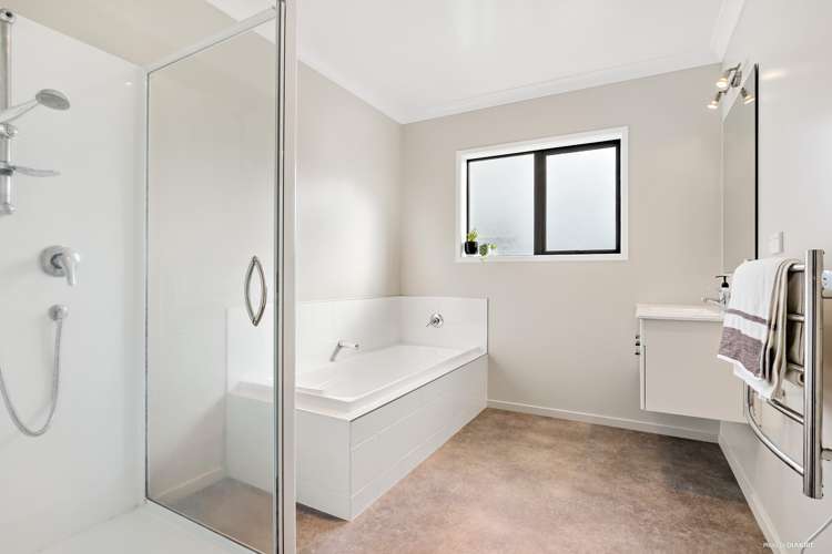 131b Dey Street Hamilton East_11