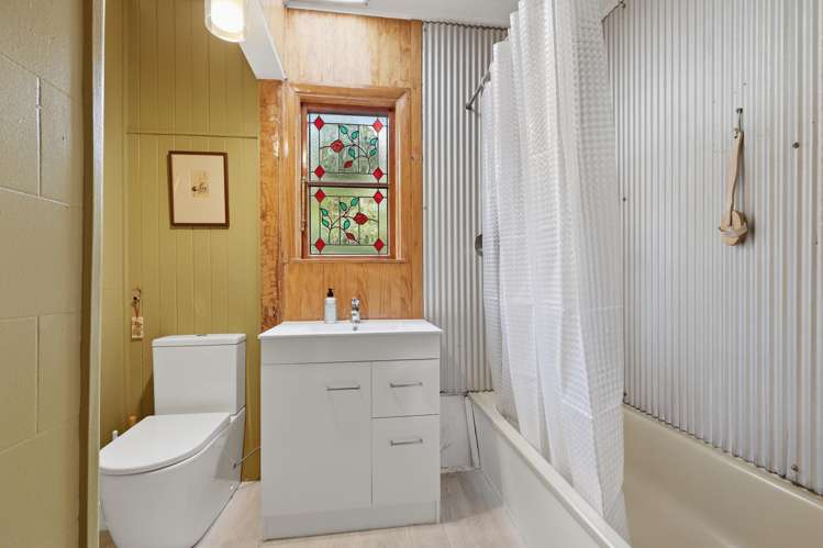 7 Raynbird Street Company Bay_17