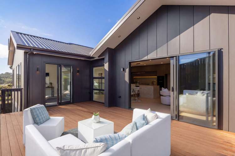 9 Halcyon Bay Lane Orewa_13