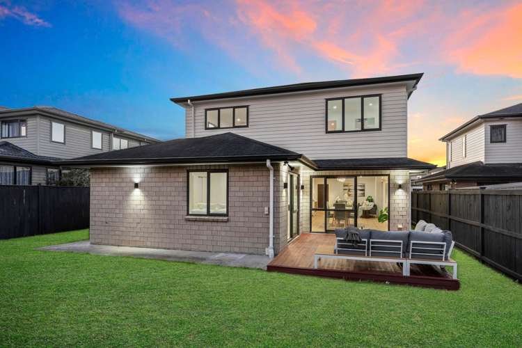 6 Springside Drive Flat Bush_24