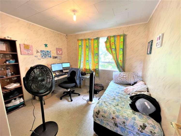 69 Chilcott Rd Henderson_14