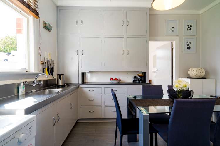 152 Easther Crescent Kew_9