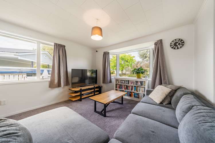 37 California Drive Totara Park_3