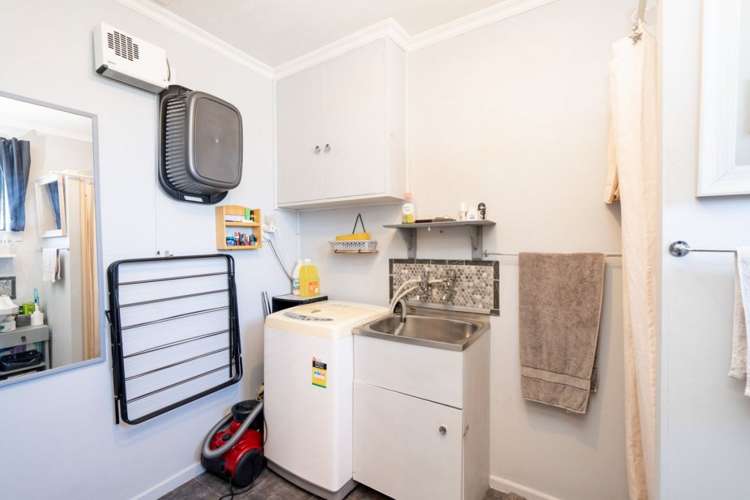 2/233 Ettrick Street Appleby_10