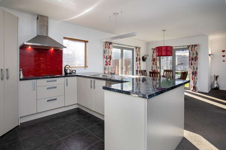 6 Holdom Place Clyde_1