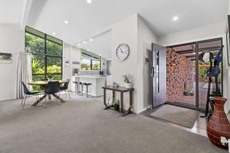 16 Roderick Street Otumoetai_3