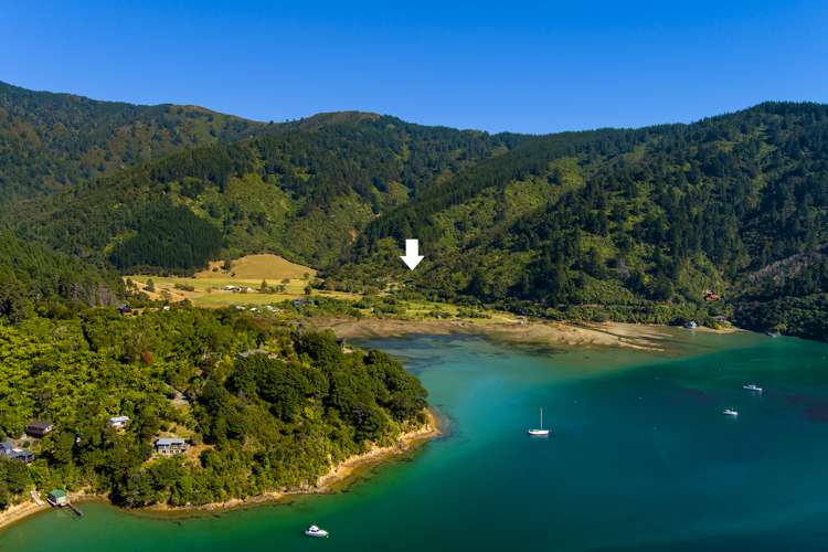 546 Port Underwood Road Whatamango Bay_12