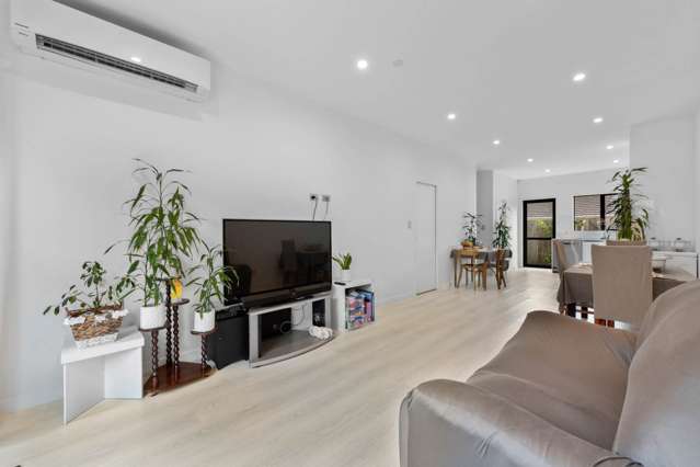 7/66 Clayburn Road Glen Eden_4