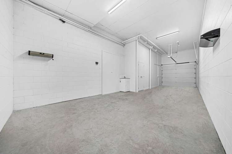 84 Norwood Drive Flat Bush_23