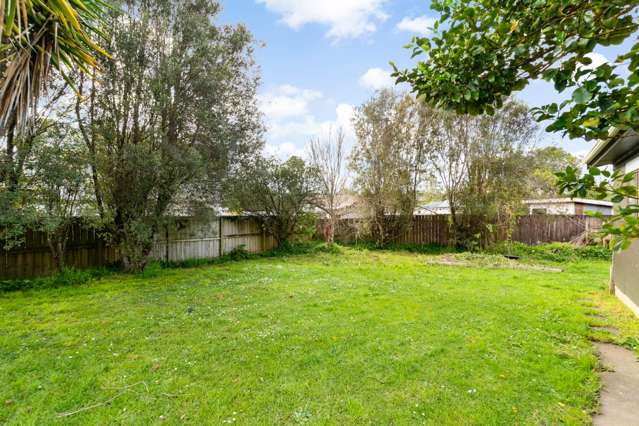 90 Riverpark Crescent Henderson_1