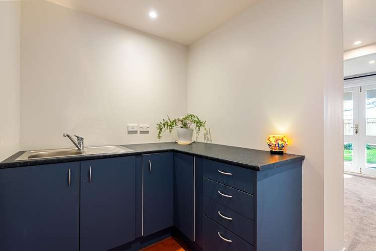 87 Nevay Road Miramar_22