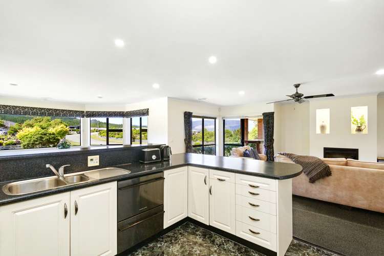 1 Grace Nicholls Grove Riverstone Terraces_6