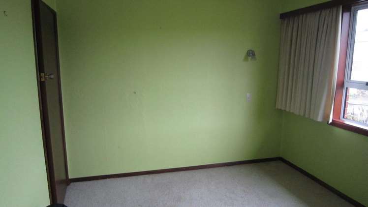 55 Lewin Street Balclutha_9