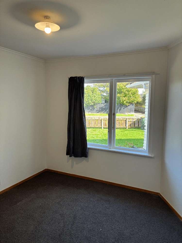 58A Sutton Crescent Papakura_7