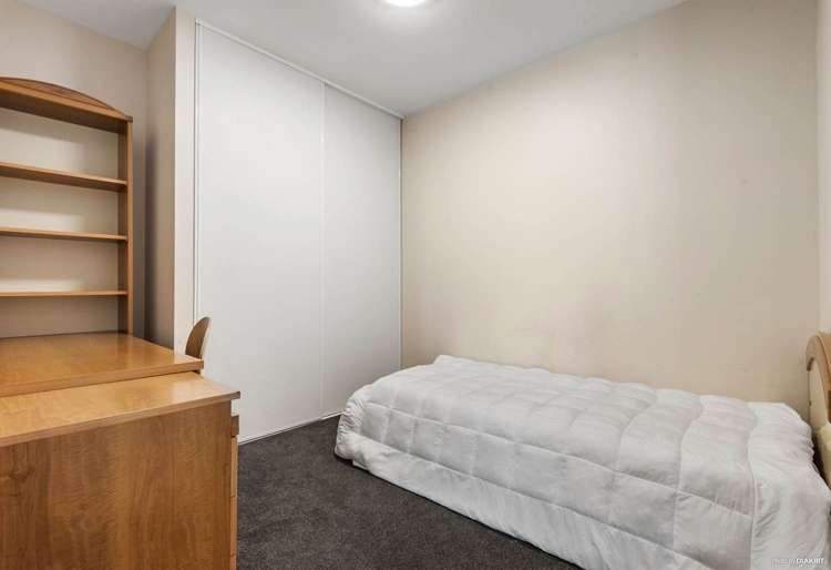 1215/135 Hobson Street Auckland Central_7