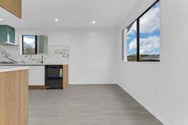 2/22 Trimdon Street_4