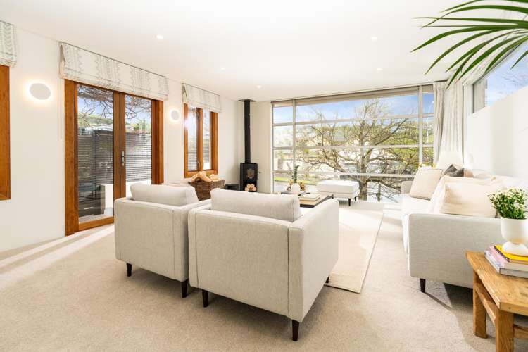 51 Amesbury Drive Churton Park_20