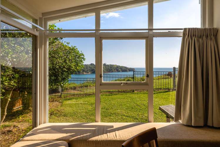 195 Ocean View Road Oneroa_17