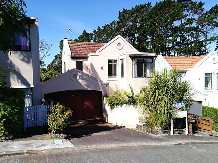 12 Waterview Downs Waterview_0