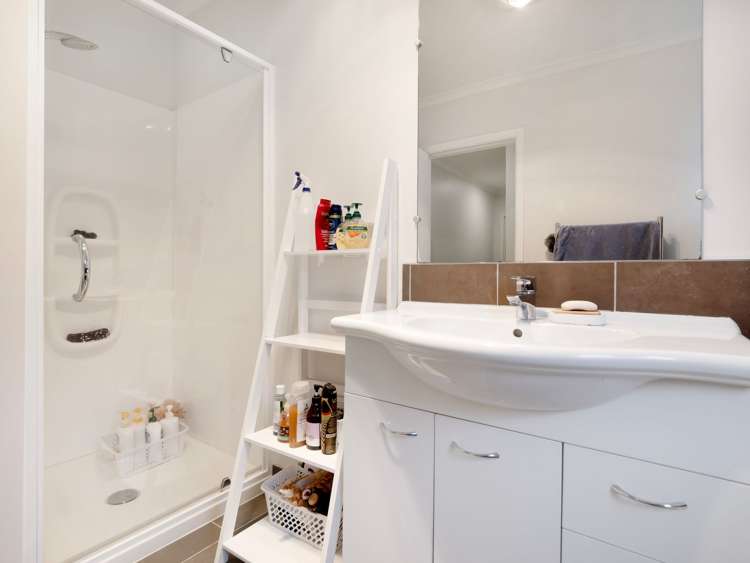 38 Helvetia Road Pukekohe_15