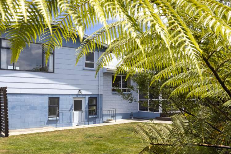 21 Newbourne Crescent Redwoodtown_24