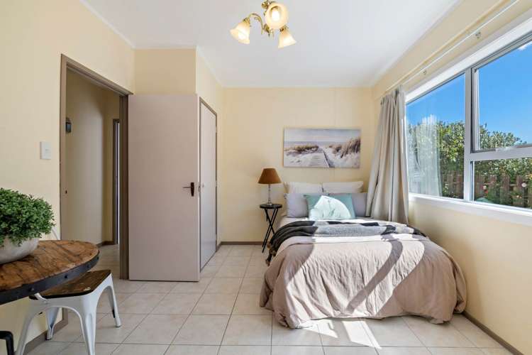 59 Meadowvale Avenue Forrest Hill_18