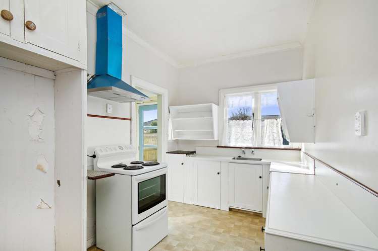 13 Rodney Street Waiwhetu_9