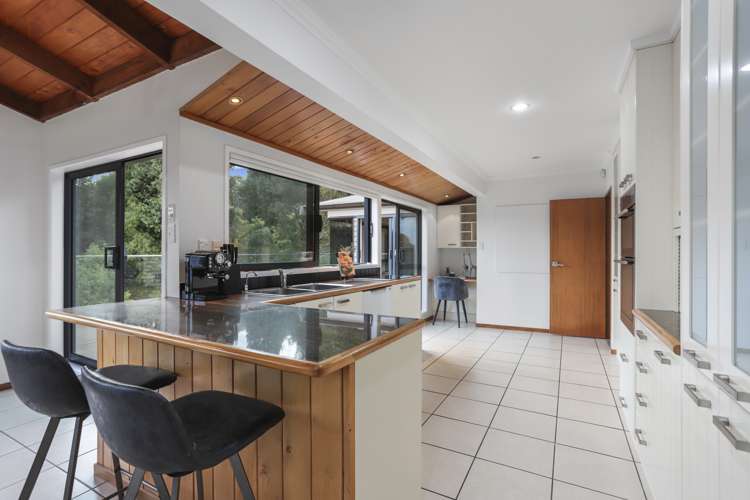 7 Inaka Place Titirangi_11