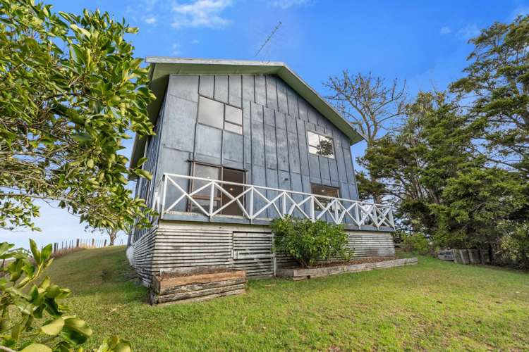 690 Wharehine Road Wharehine_6