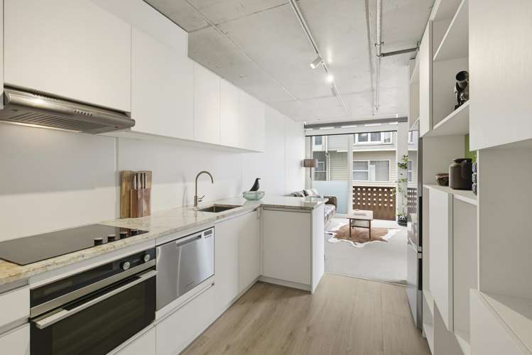 1/19 Pirie Street Mount Victoria_6