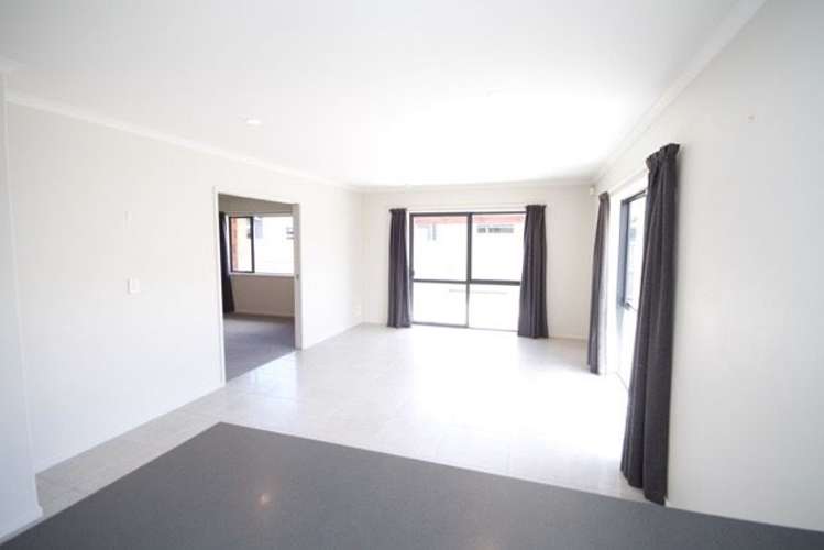 16 Tulip Drive Cambridge_15