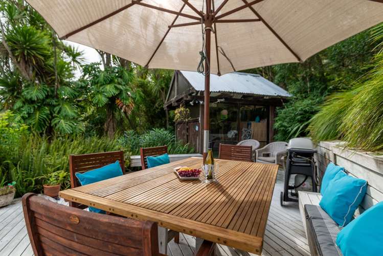 2/13 Newstead Avenue Browns Bay_23